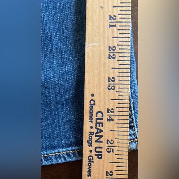 Ladies Size 12 Apt.9 Modern Straight Crop Capris - Picture 12 of 16